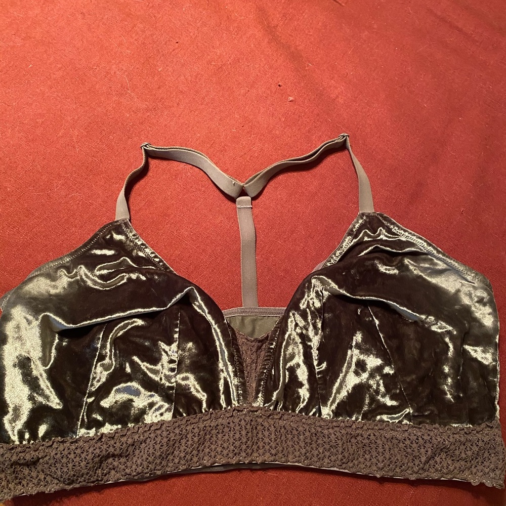 Cacique Velvet Bralette